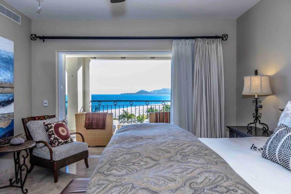 Tortuga-World Class Ocean Front Villa5 500ft photo 2