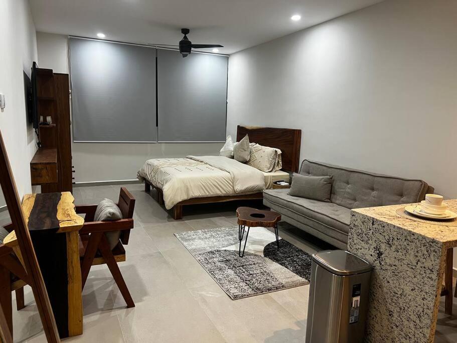 Solum Luxury Condos — photo 1