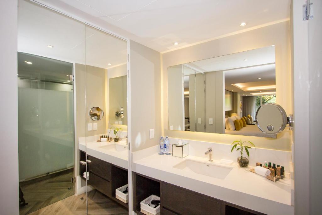 Isaaya Hotel Boutique by WTC photo 3