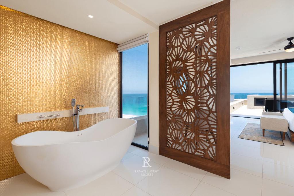 Three Bdr Penthouse Ocean Front-Villa La Valencia photo 3