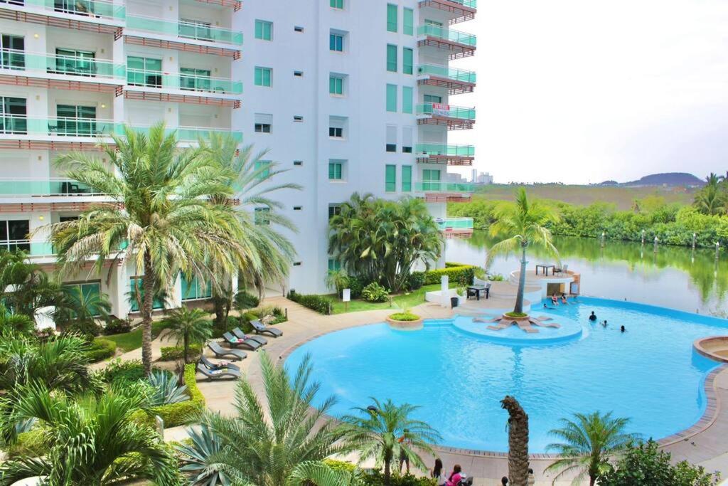 Booking.com: Hotels in Mazatlán. Book your hotel now! — photo 1