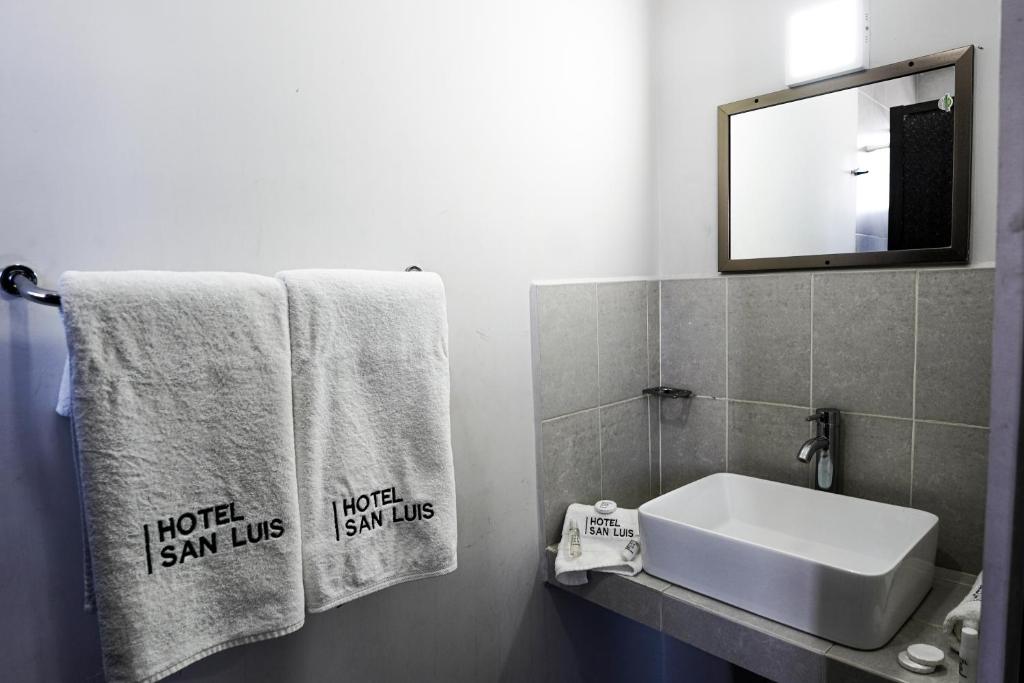 Hotel San Luis photo 3