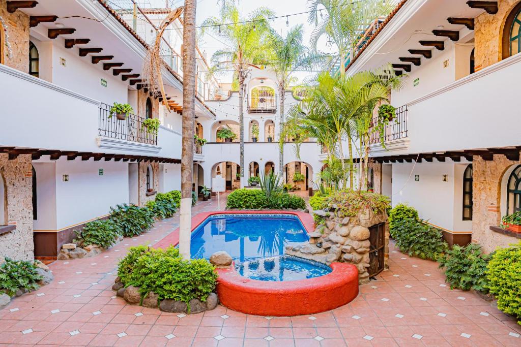 HOTEL ZAPOTLAN photo 3
