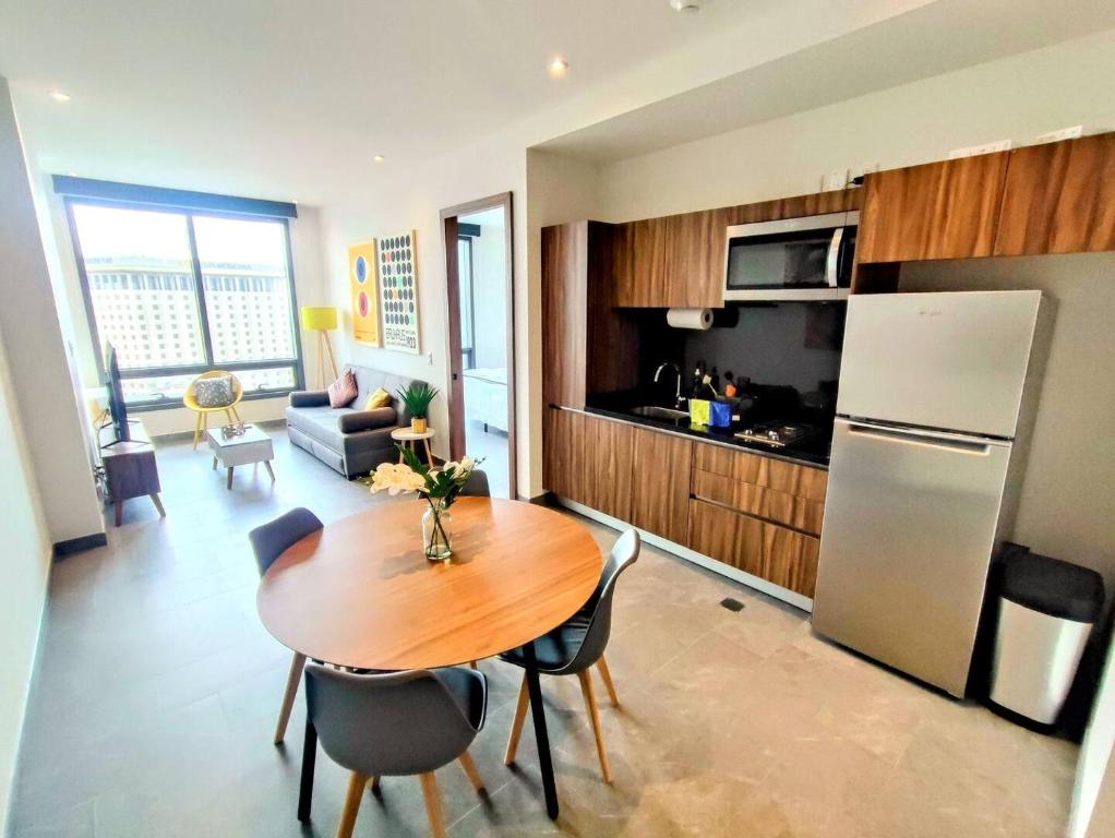 City View Oasis KS Bed — photo 1