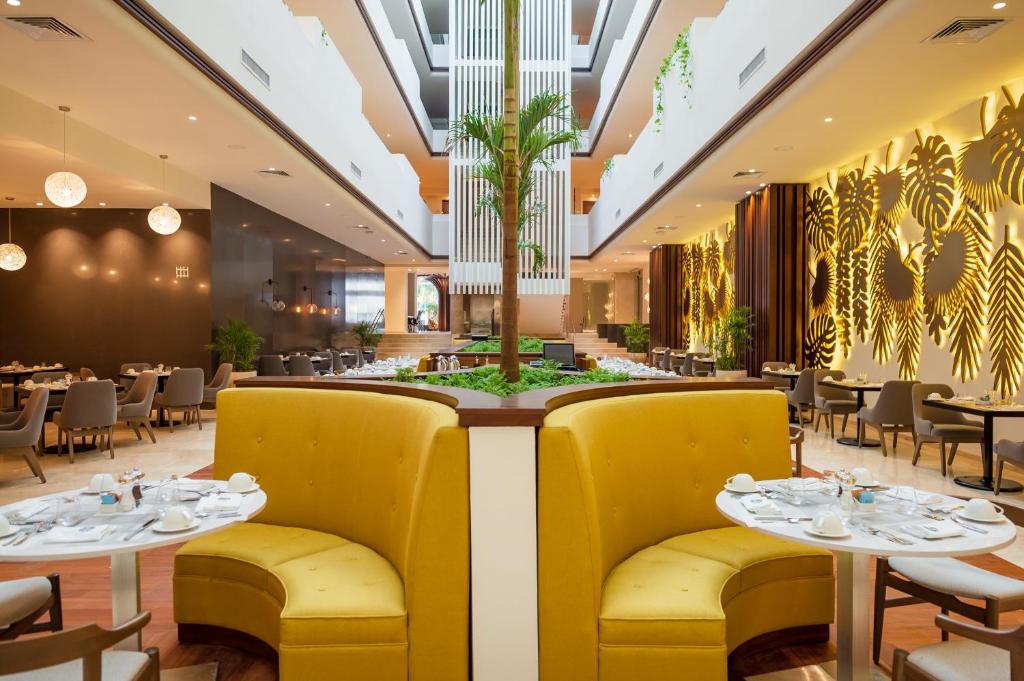 The Reef 28 Hotel & Spa - Luxury Adults Only - All Suites - With Optional All Inclusive photo 3