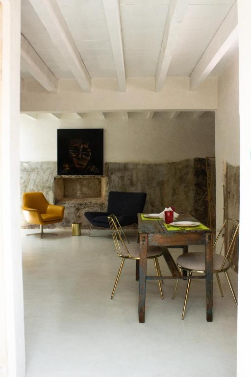 100-Year-Old Loft With Rooftop in Downtown photo 3