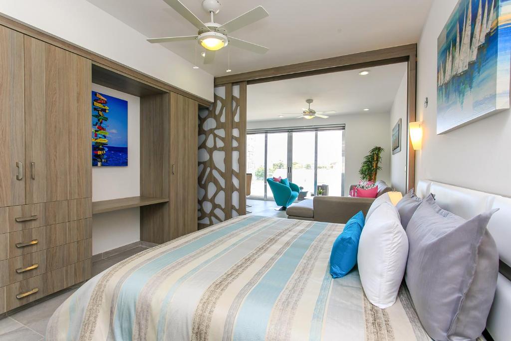 Stunning Marea with Stellar Oceanview Rooftop Pool! photo 2