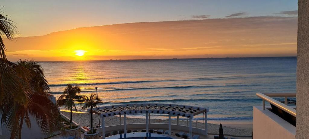 SUNSET FISHERMEN BEACH & SPA RESORT-Optional All Inclusive- 3 UNITS CHOICE-ROOM - 344A Ocean view with terrace- ROOM 344B No terrace photo 3