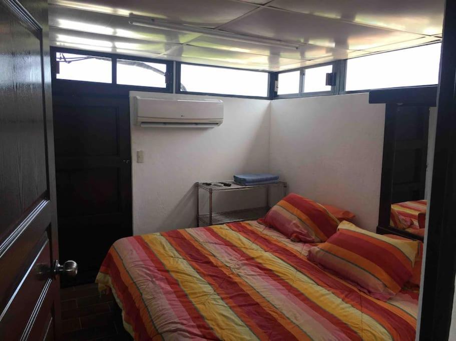 Suite La Lomita #1 Climatizada Zona Dorada Tuxtla photo 2