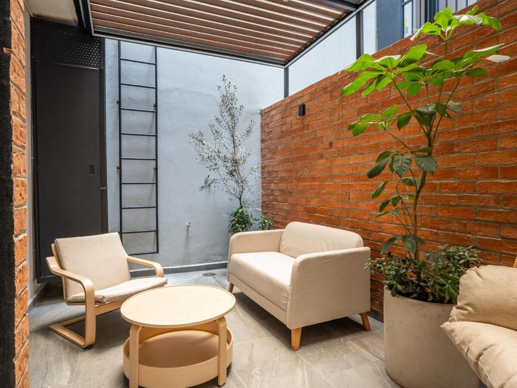 Stunning 3BR in Condesa with Terrace photo 2