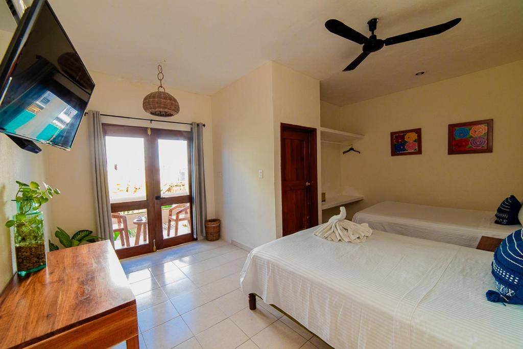 Hotel San Vicente photo 2