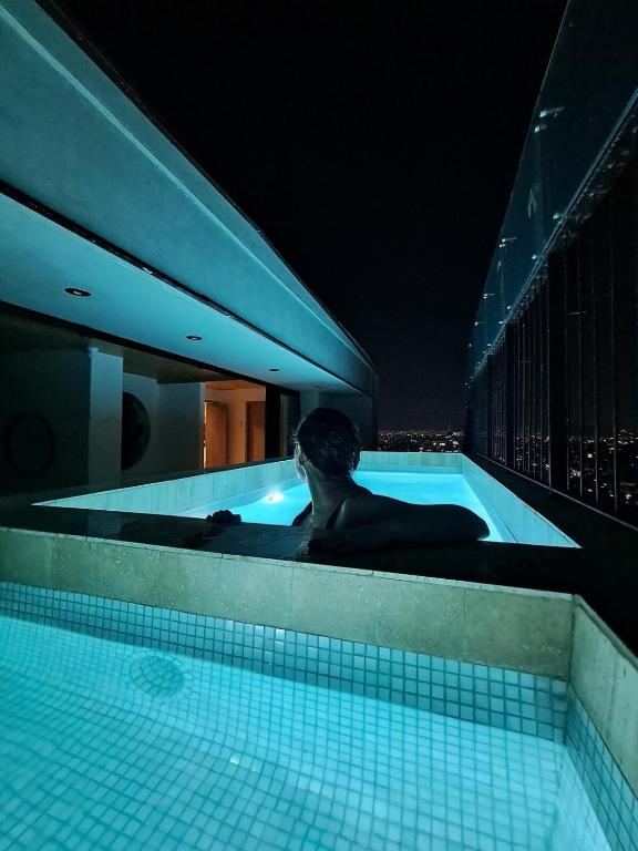With a private terrace in the heart of the city — photo 1