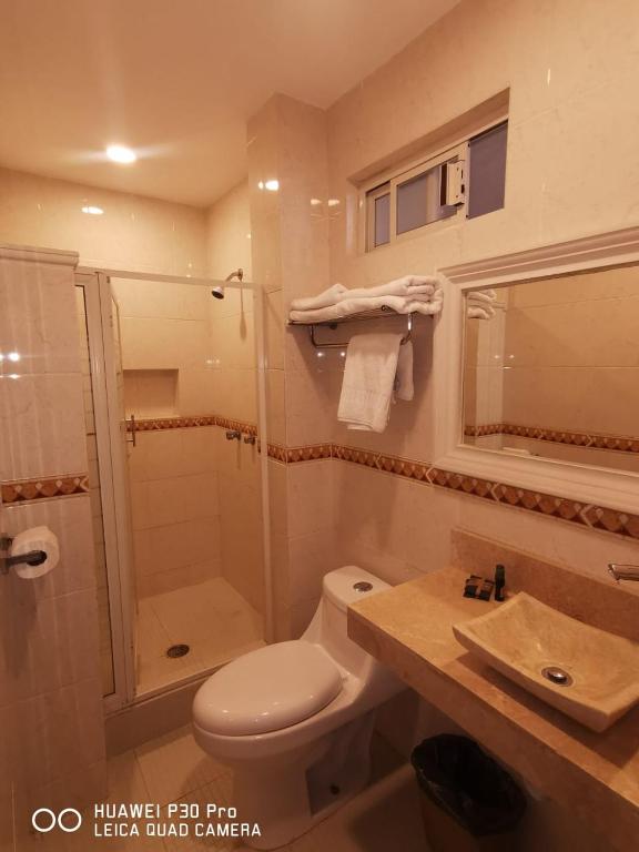 Savoy Express photo 3
