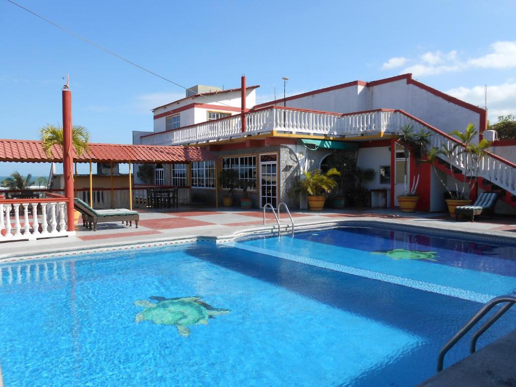 Hotel y Bungalows Monteverde photo 2