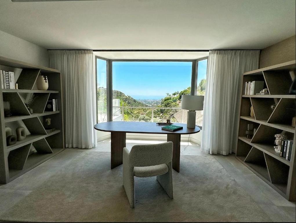 Booking.com: Hotels in Acapulco. Book your hotel now! photo 3