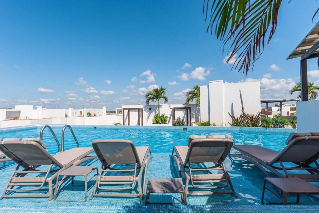 Swim-up 1-bedroom apartment — photo 1