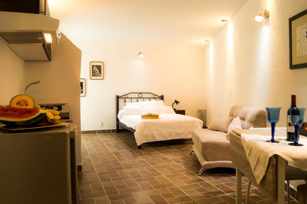 Suite 5B photo 2