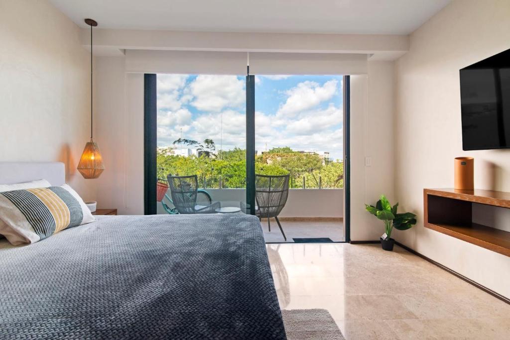 Serenity in the Sky - Studio with Rooftop and Plunge pool photo 2