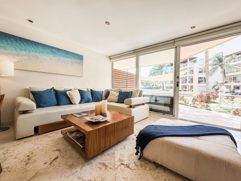 The Elements Beachfront Condos — photo 1