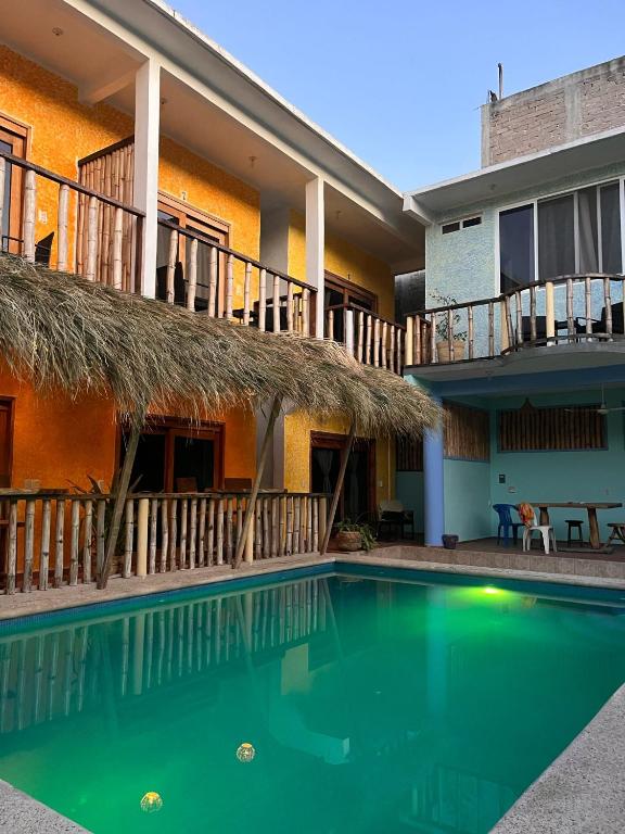 Zipoliteville - HOTEL NUDISTA — photo 1