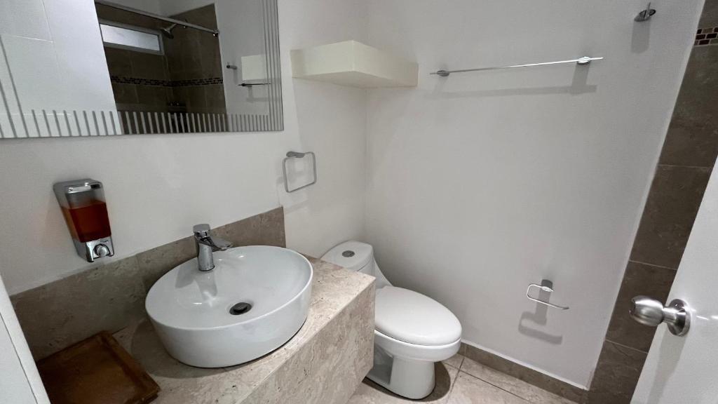 Suites Casa Blanca photo 3