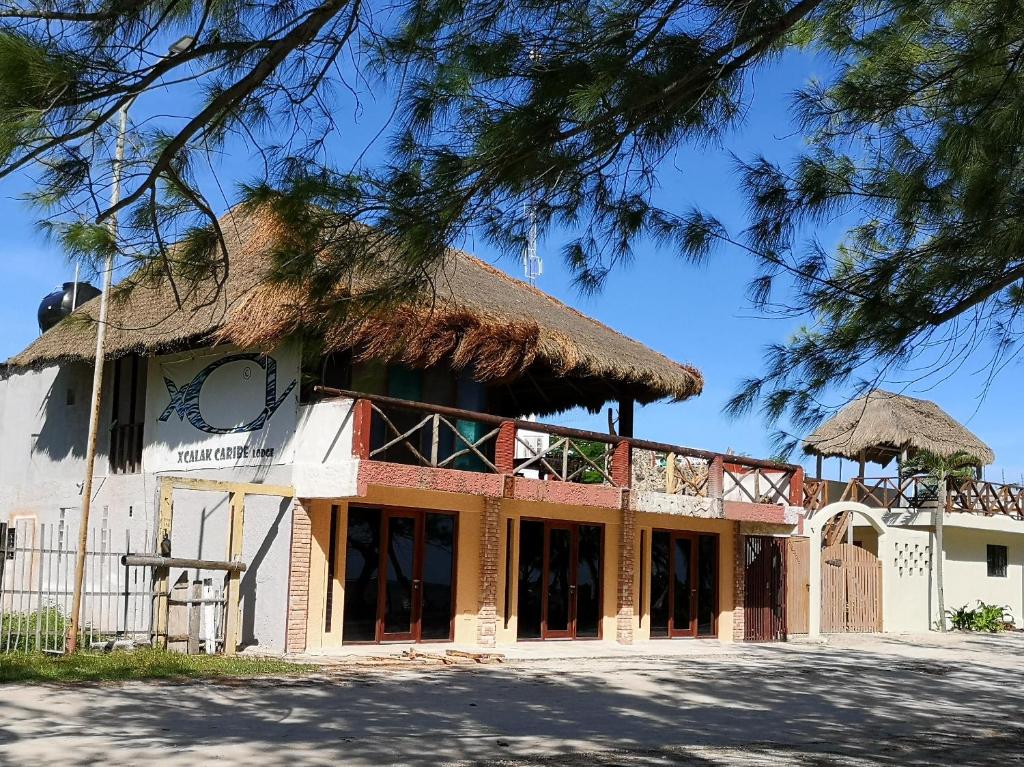 Xcalak Caribe Lodge — photo 1