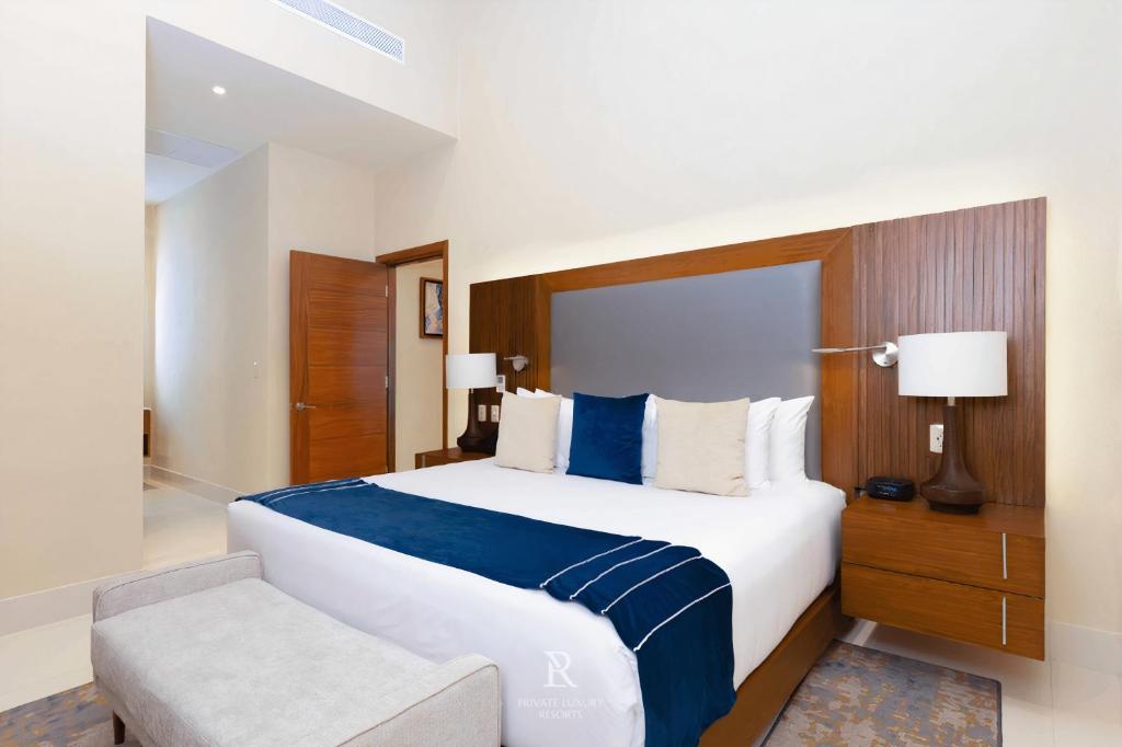 Three Bedroom Suite Ocean View- Villa La Valencia — photo 1