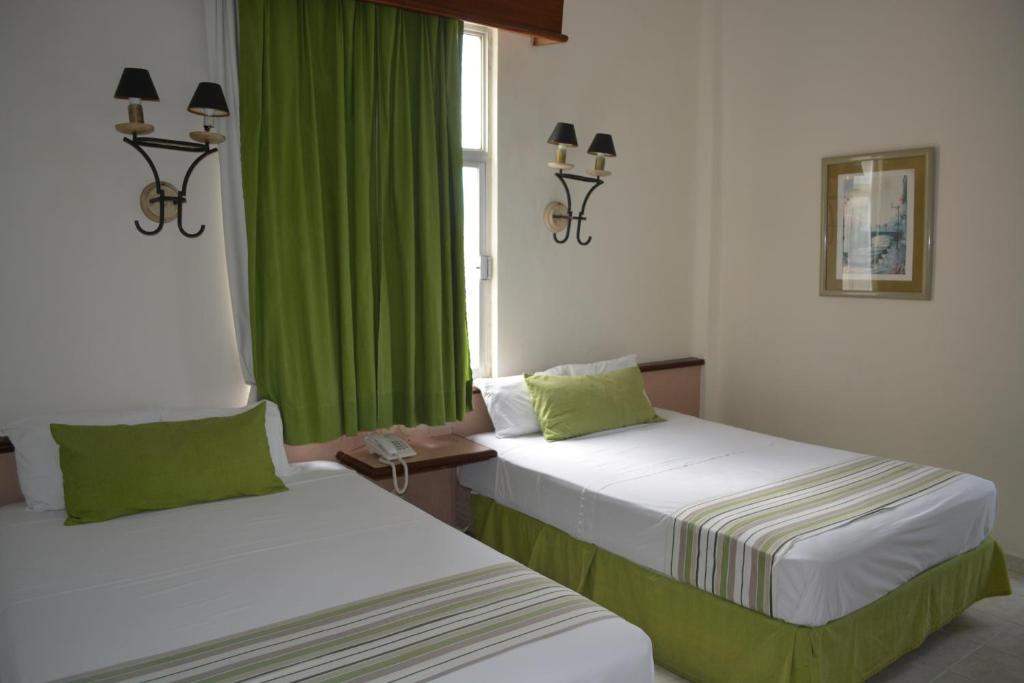 Hotel Ruiz Milán photo 2