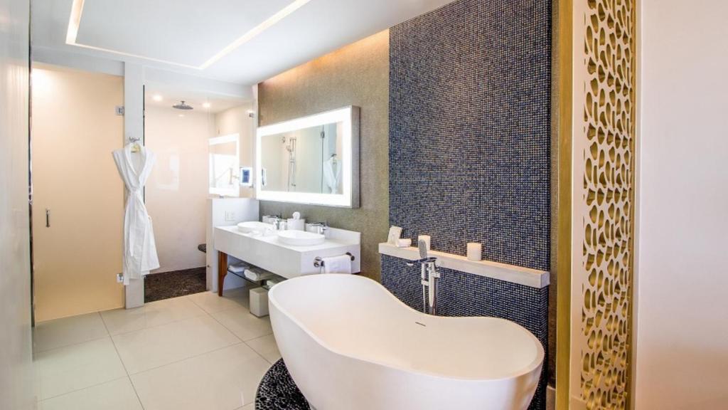 Garza Blanca Los Cabos Elite Luxe Member Units by Stephen Ostler photo 3
