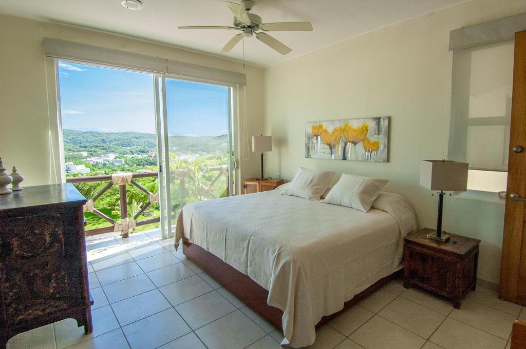 1063 - Cruz Del Mar M302 photo 2