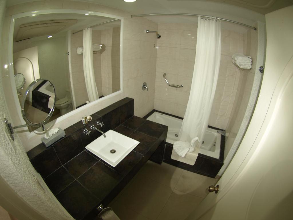 Sierra Mar at Tesoro Manzanillo photo 3