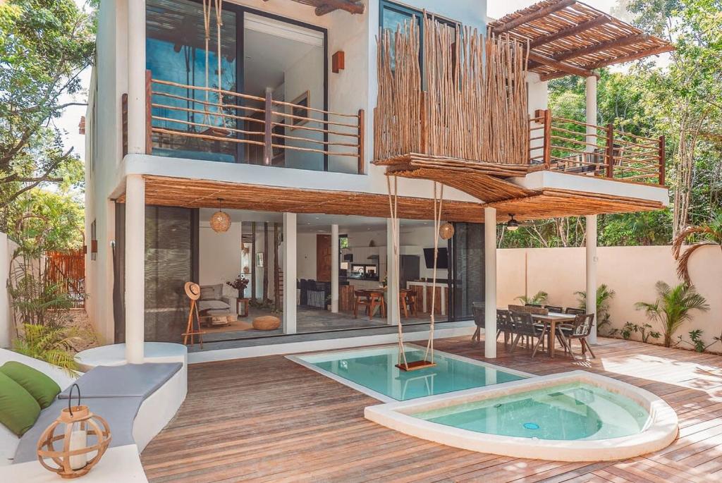 Tulum Villa 4BR Jacuzzi Private Pool Gated community photo 3