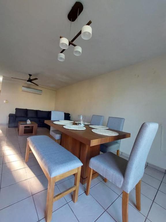 Booking.com: Hotels in Acapulco. Book your hotel now! photo 2