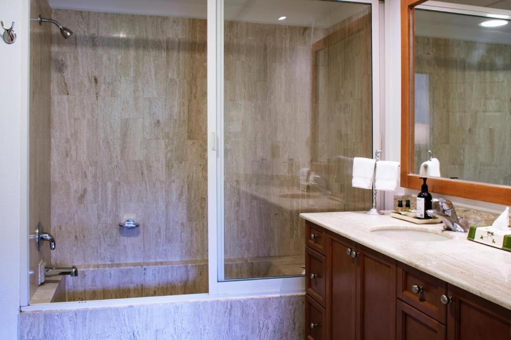 2 Bed 2 Bath photo 3