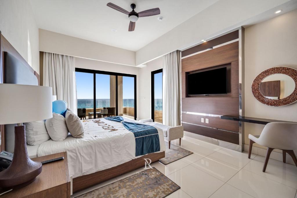 Three Bdr Ocean Front Lockoff - Villa La Valencia photo 2