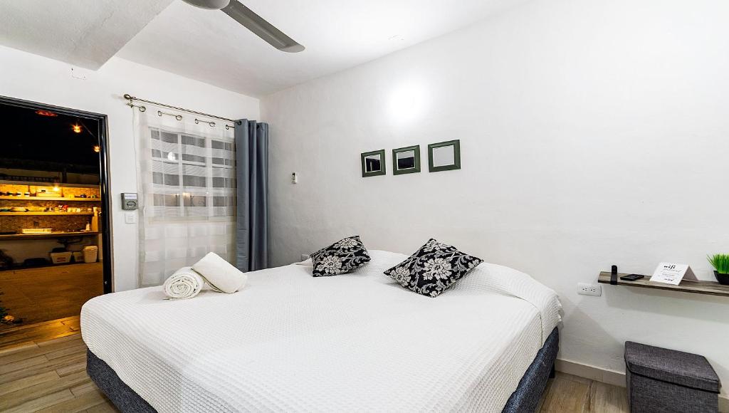 Vacation Rental - Standard Room at Casa Cocoa photo 2