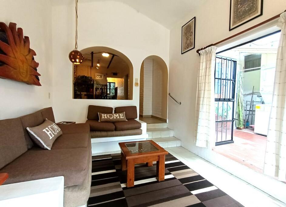 terraza y balcón en la zona romantica cerca del mar — photo 1