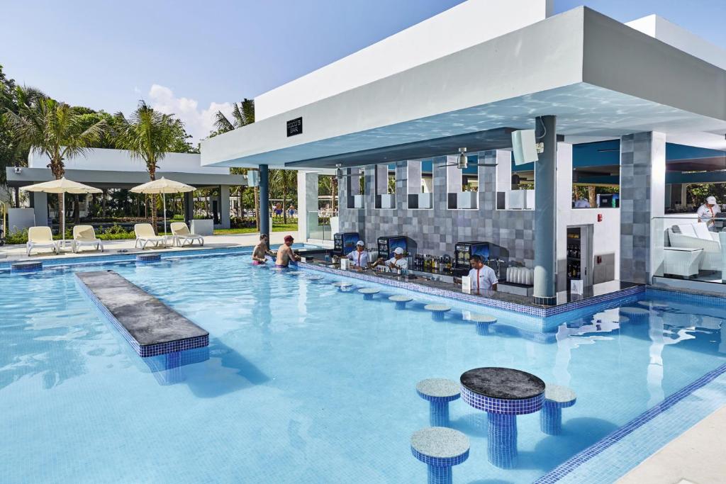 Riu Tequila - All Inclusive photo 2