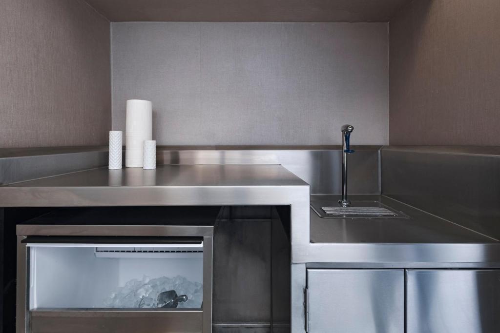 AC Hotel by Marriott Monterrey Valle photo 3