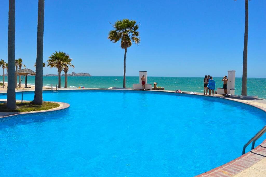 Sandy Beach Getaway in Casa Blanca Golf Villas — photo 1
