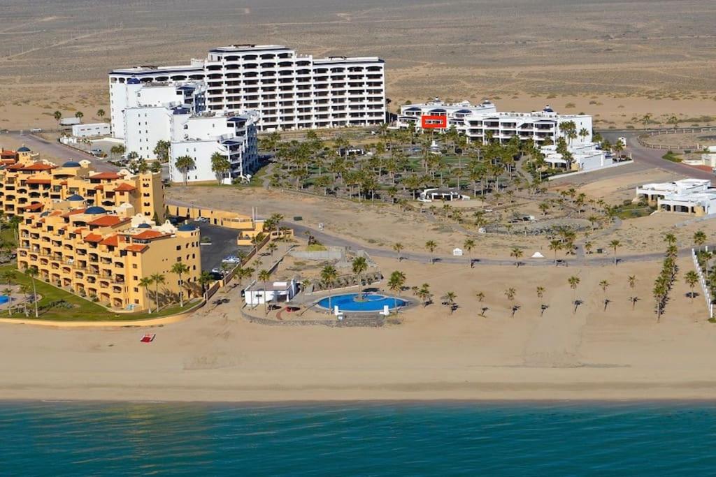 Sandy Beach Getaway in Casa Blanca Golf Villas photo 2