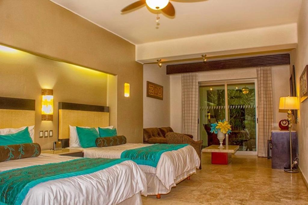 Zafiro Beach Boutique Resort photo 2