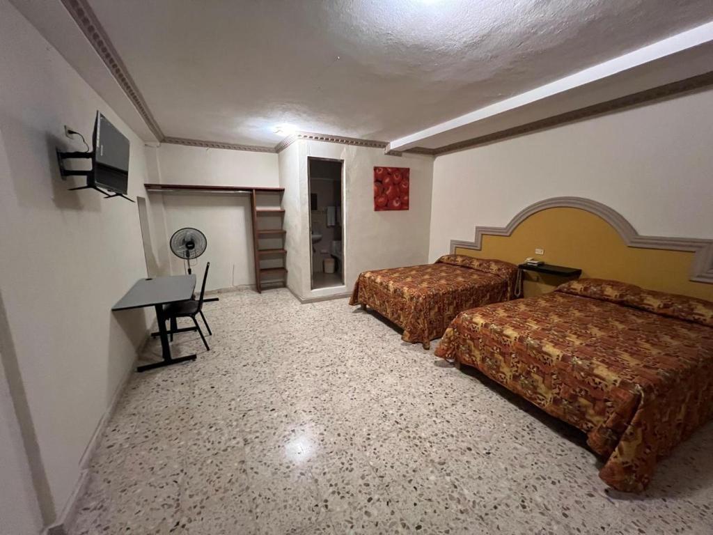 Hotel y Restaurant Real Plaza Jacona photo 2