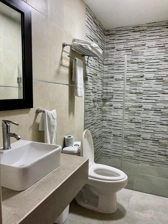 Suites Los Arcos photo 3