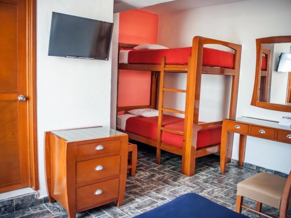 Hotel Soberanis photo 2