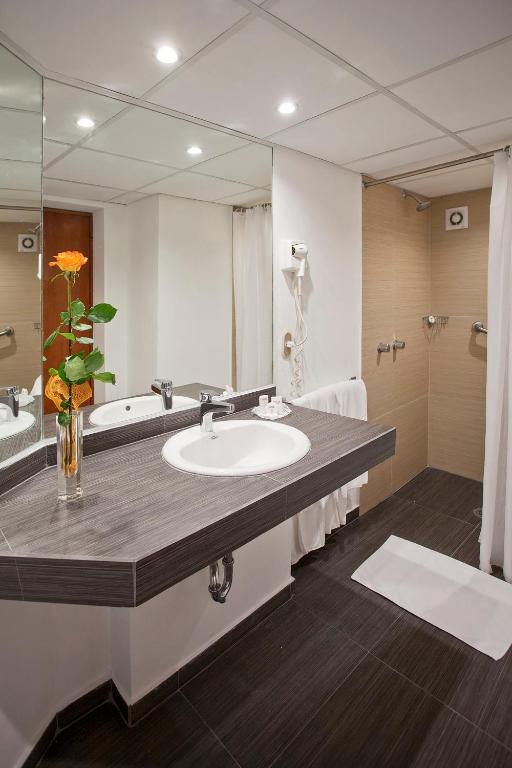 Stanza Hotel photo 3