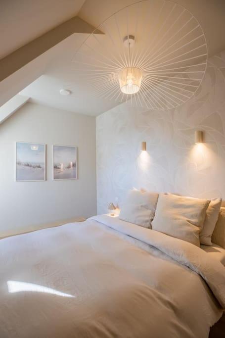 The Loft - Full Sea View - use of hotels Sauna and Pool photo 2