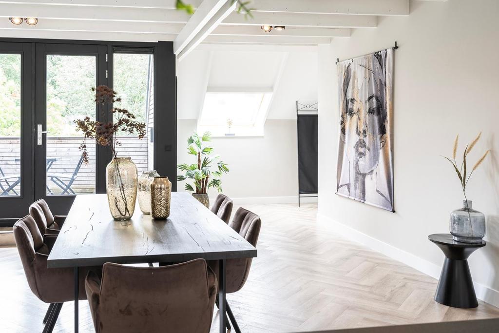 XXL Loft City center Villa Tilburg Willem 2 — photo 1