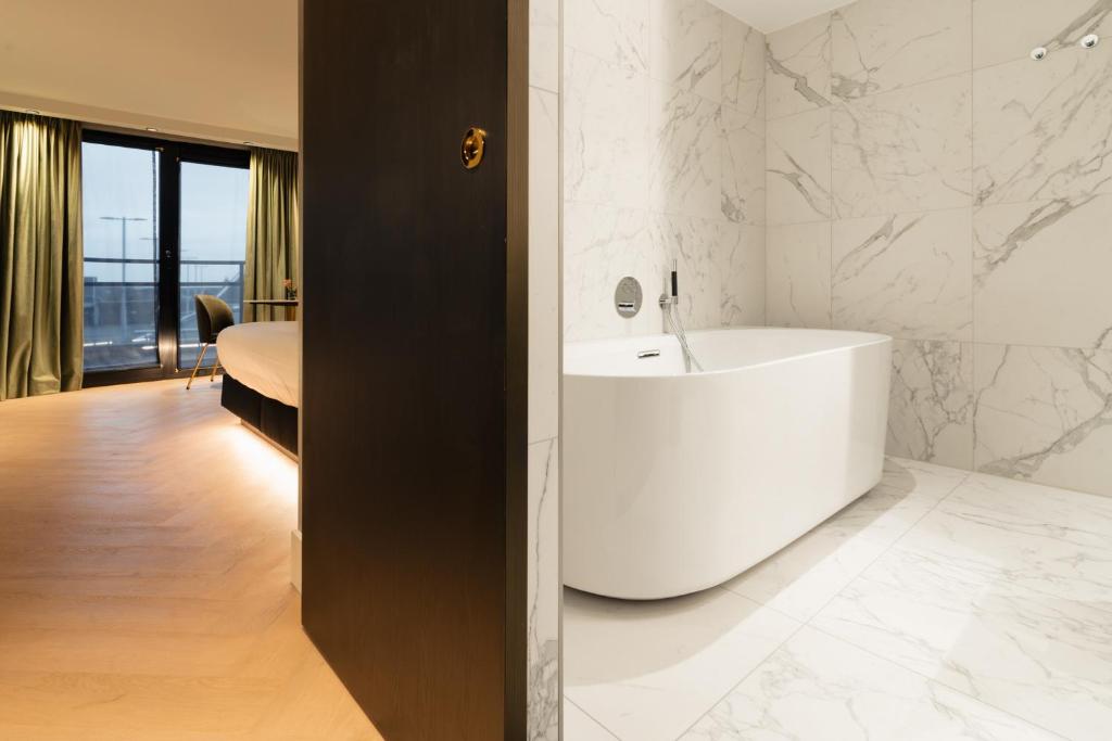 Van der Valk TheaterHotel De Oranjerie photo 3