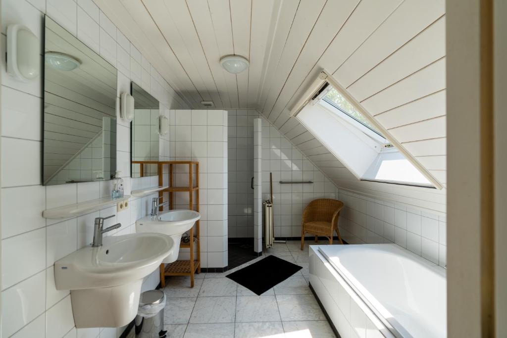 Wijndomein Erve Wisselink photo 3